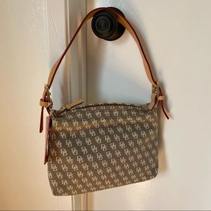 ✨NWT Defect Dooney Bourke Monogram Mini Bag✨